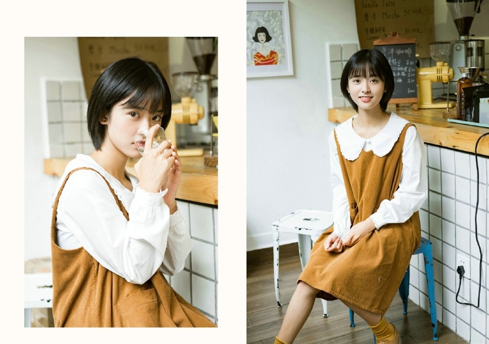 日系短发森系妹子甜美精致五官