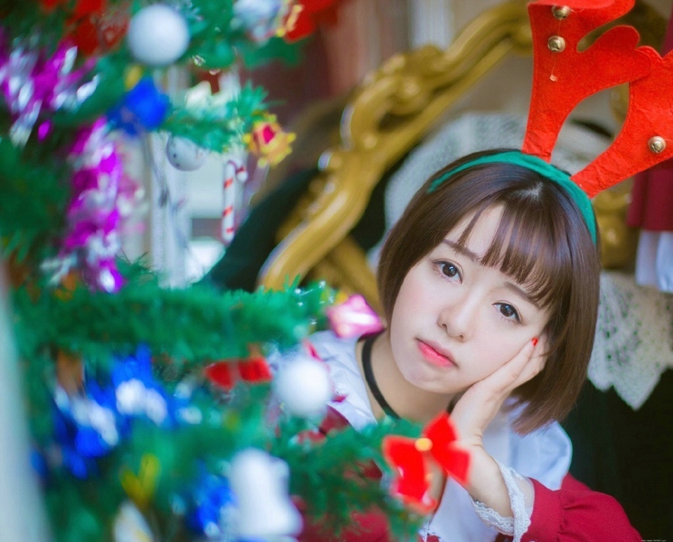 甜美圣诞妹子娇美小巧玲珑