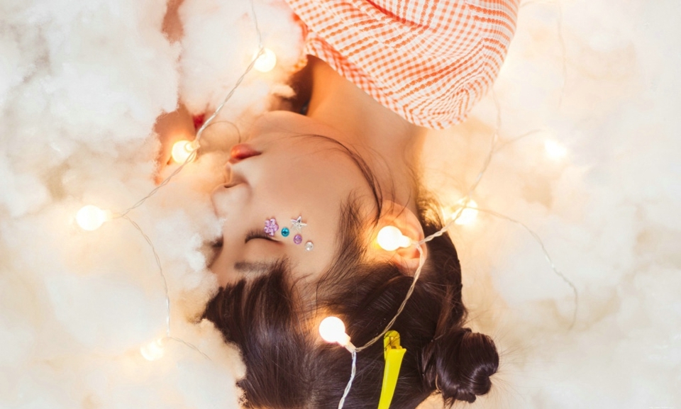 可爱妹子色彩斑斓靓丽俏皮活泼写真