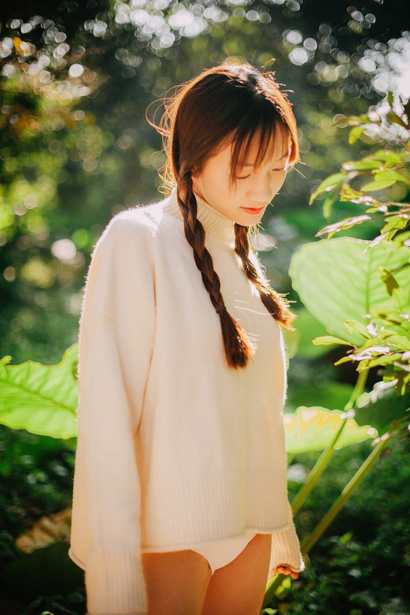 双马尾辫森系女孩阳光唯美意境写真