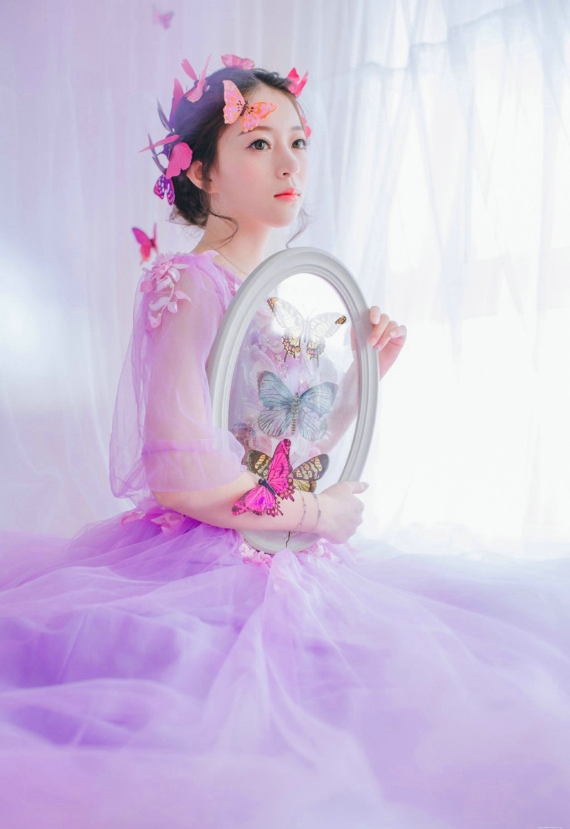 紫色纱裙美女蝴蝶花香如洋娃娃