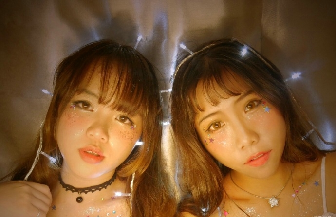 清纯百合少女清新私房唯美迷人写真