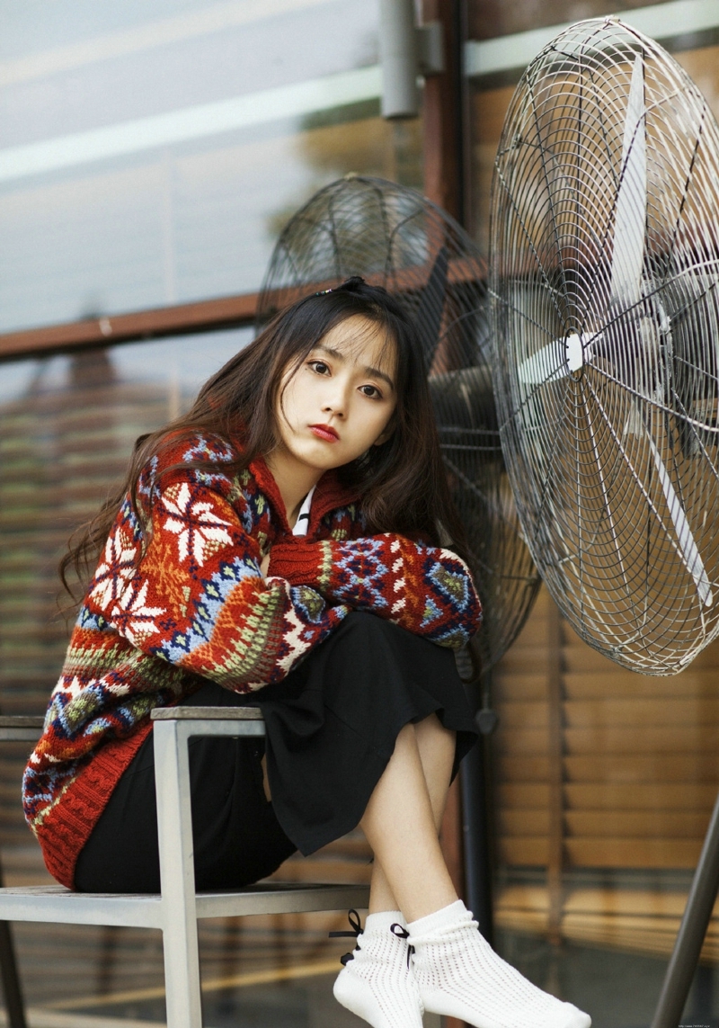 可爱韩系妹子随意表情清纯可人