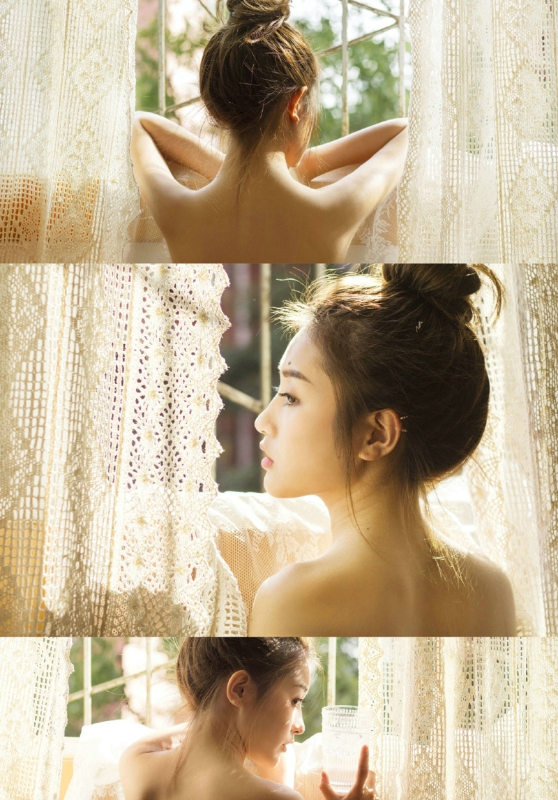 私房丸子头高颜值妹子美背诱惑养眼