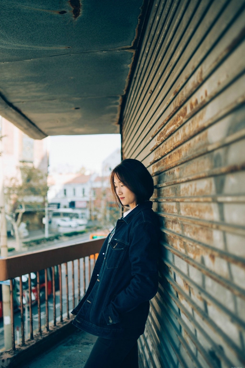 率性休闲范妹子纯真活力阳光笑容