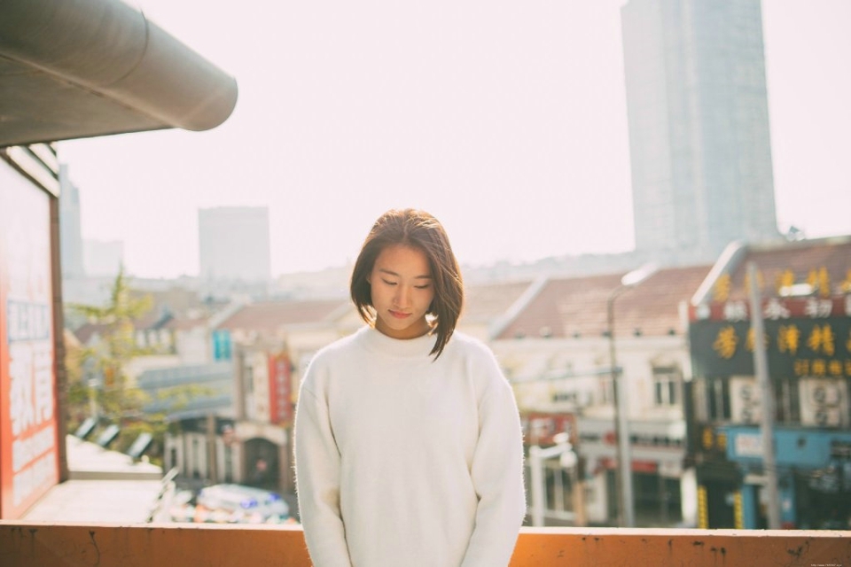 率性休闲范妹子纯真活力阳光笑容