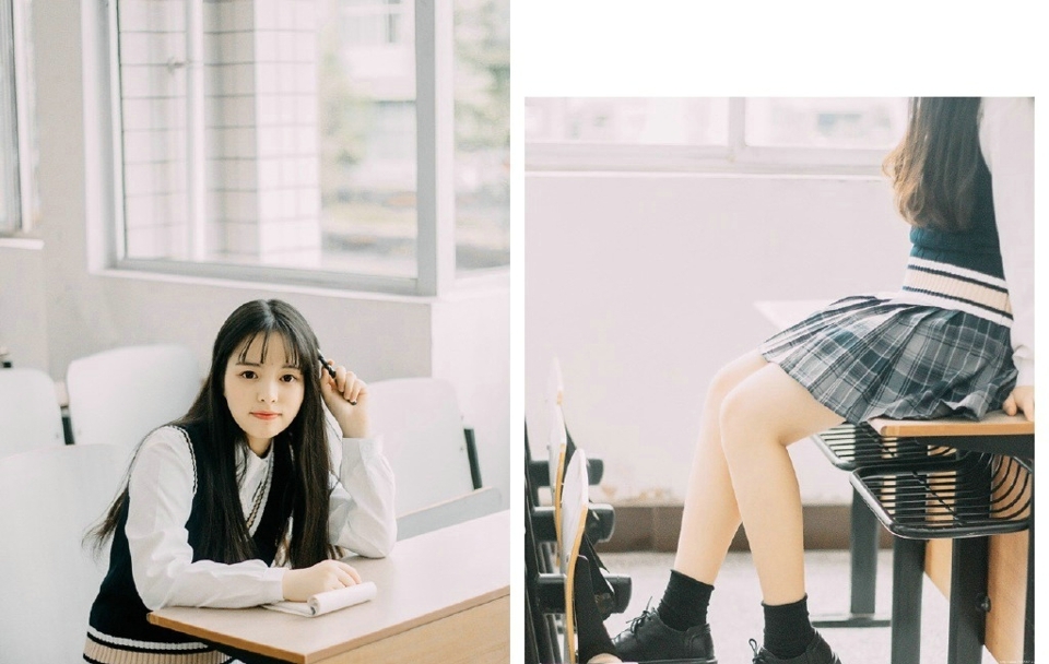 教室内的长发氧气少女漂亮脸蛋