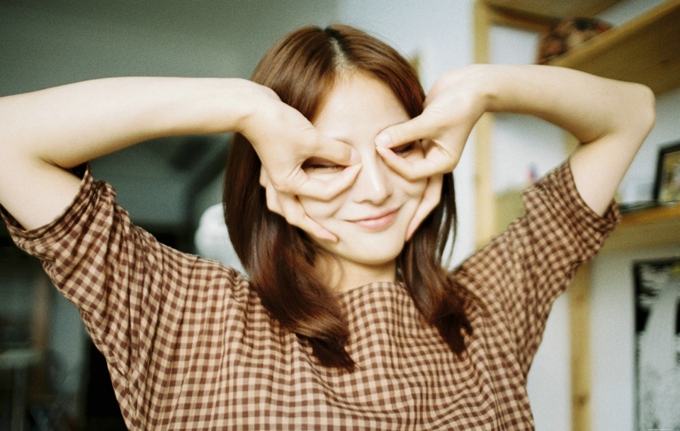 私房气质美女长发素雅漂亮脸蛋