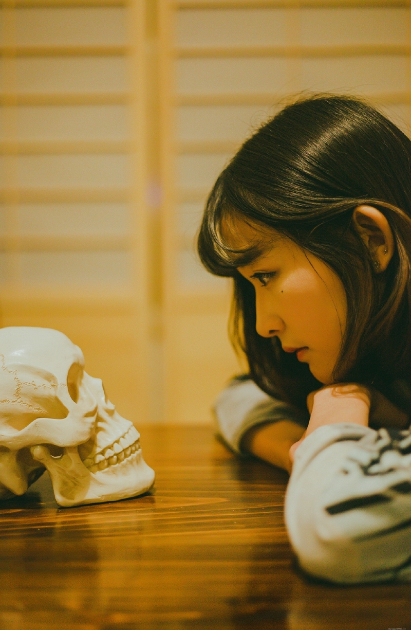 日系私房内的个性另类和服美女娇艳动人