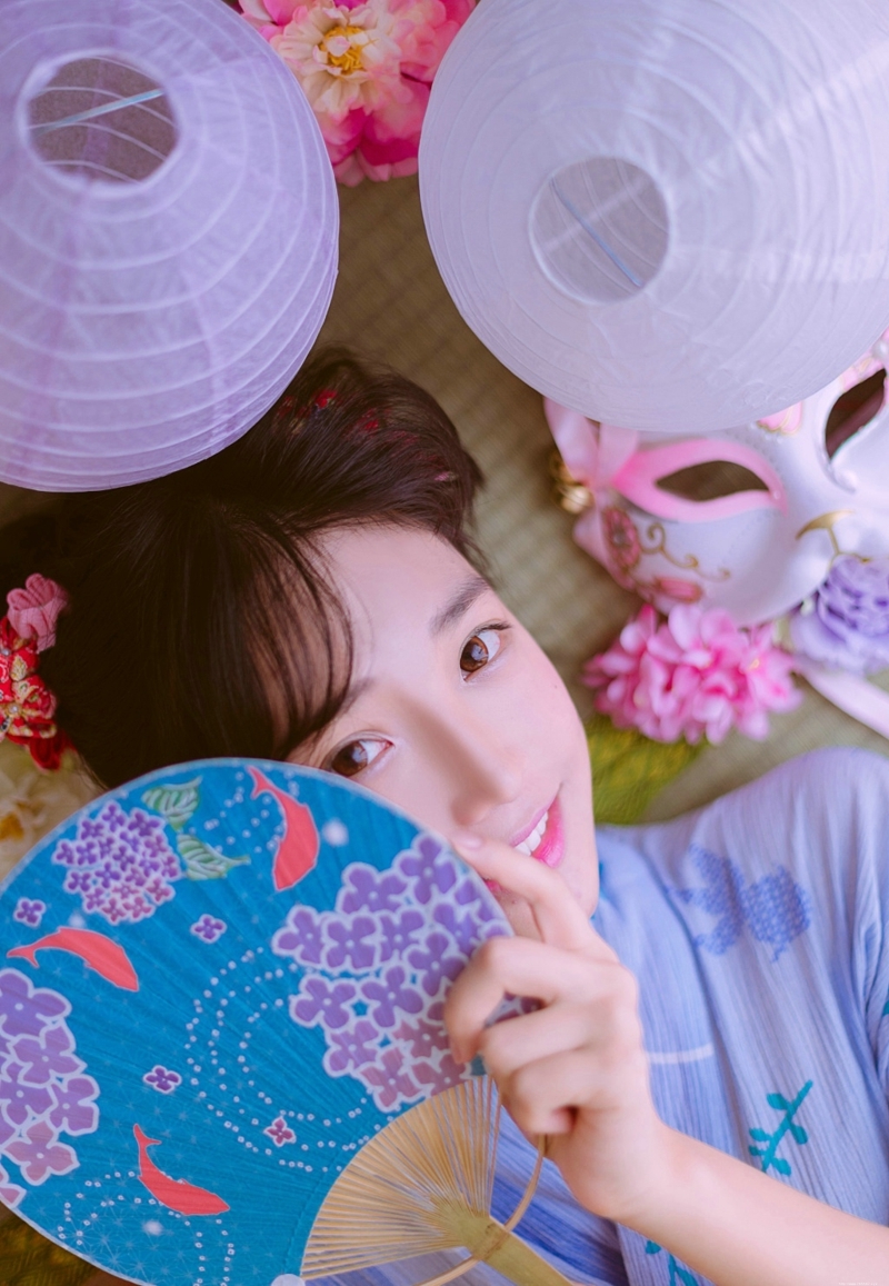 日系私房内的和服妹子清爽美艳写真