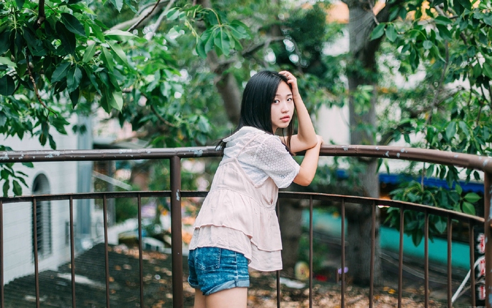 清纯俏皮双马尾妹子可爱娇嫩活力十足