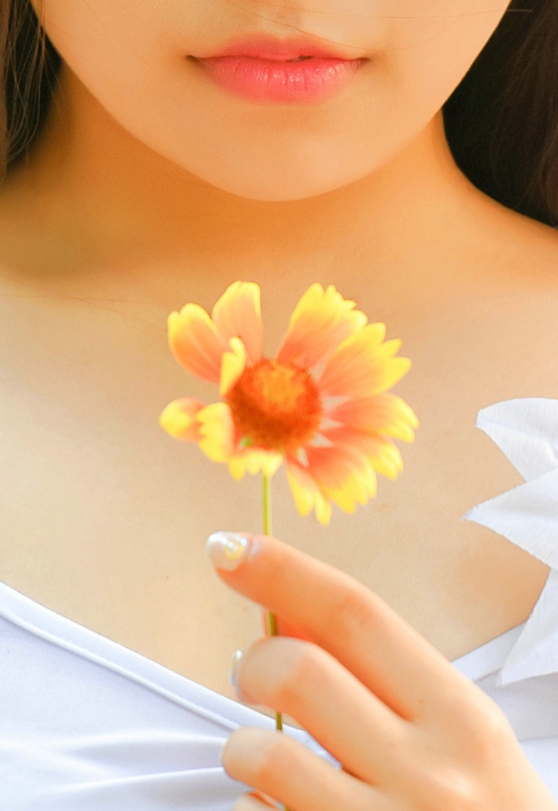 树林内的芭蕾舞少女翩翩起舞美好娇躯