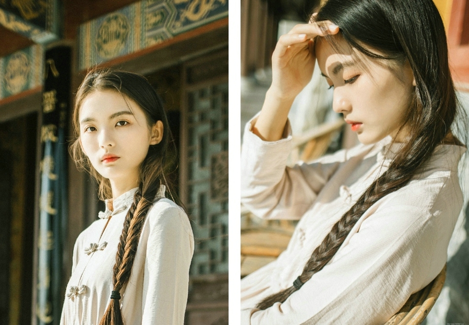 民国风妹子麻花辫高颜值迷人美眸