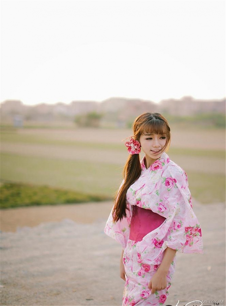 清新阳光的少女与和服的唯美写真