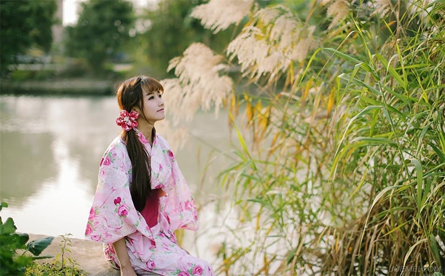 清新阳光的少女与和服的唯美写真