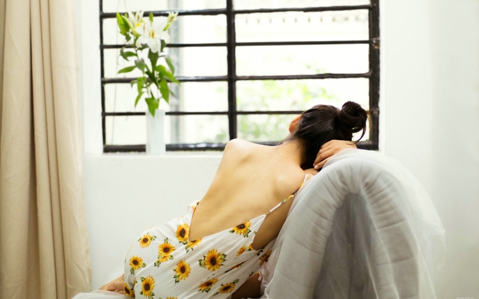 私房百合香极品美女真空美背诱惑无限