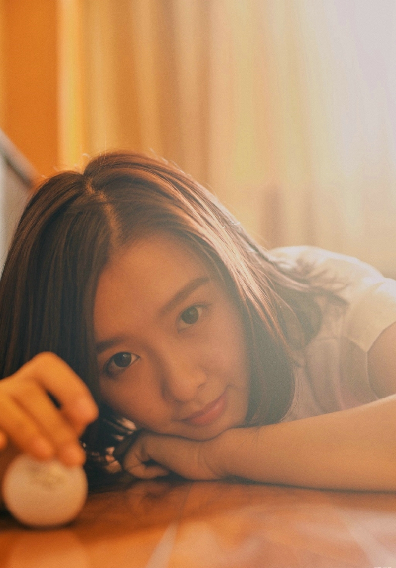 校服波波头妹子舒适私房慵懒时光