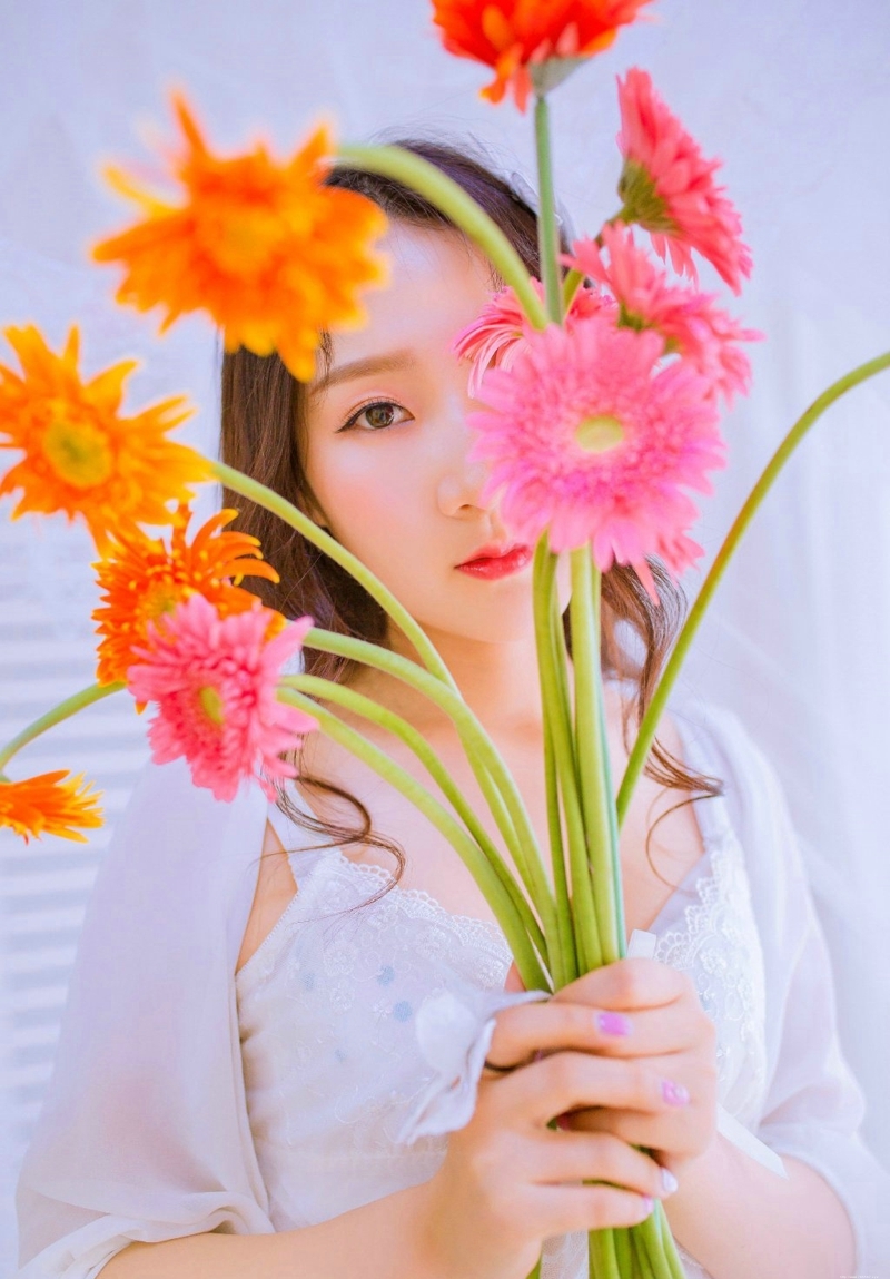 温柔美女私房向日葵娇美可人