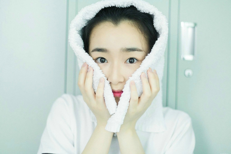 娇嫩丸子头氧气少女清纯可人