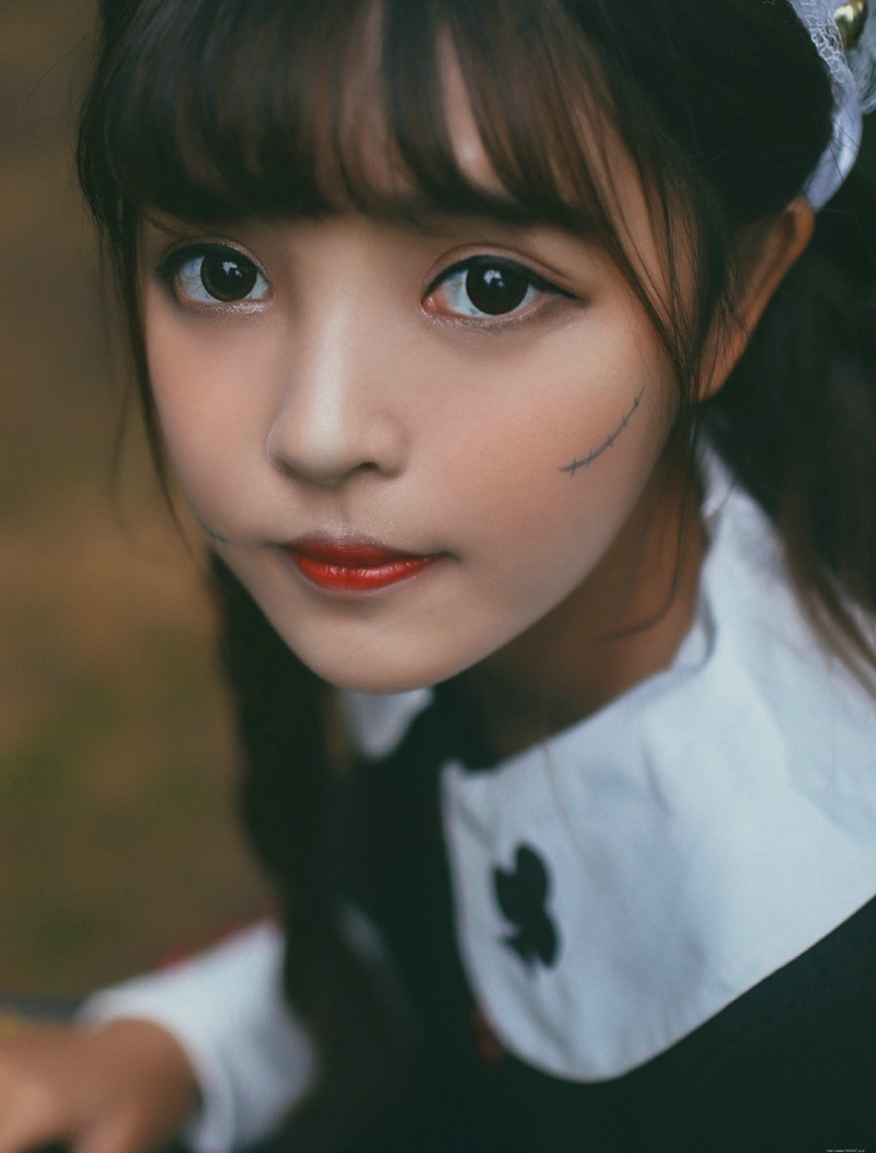 黑暗森林内的猫咪少女童话故事少女心满满