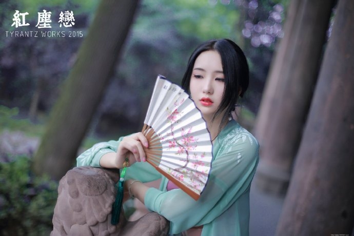 唯美粉嫩气质女神白皙靓丽迷人诱惑