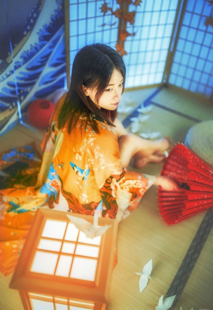 私房温馨少女唯美千纸鹤靓丽迷人