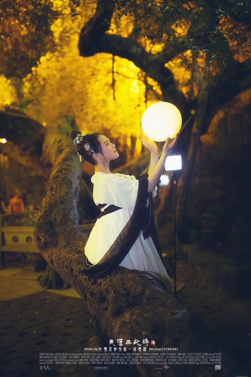 中秋古装美女宁静夜晚温馨迷人写真