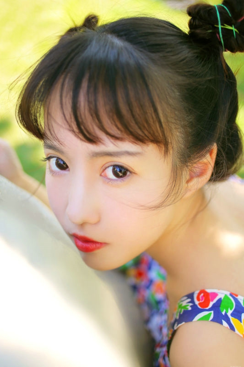 夏日连衣裙棒棒糖小巧玲珑妹子清爽可人