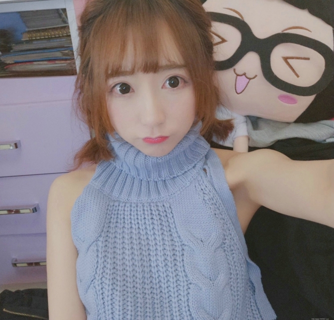 清纯美女萝莉Rena_兰酱自拍私房照可爱迷人写真