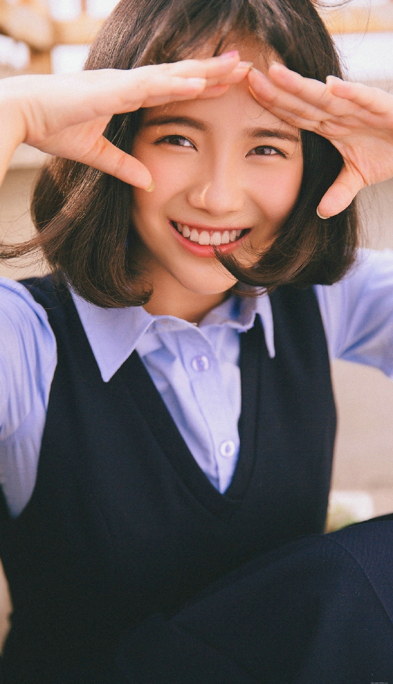 清纯波波头可爱甜美妹子娇美动人