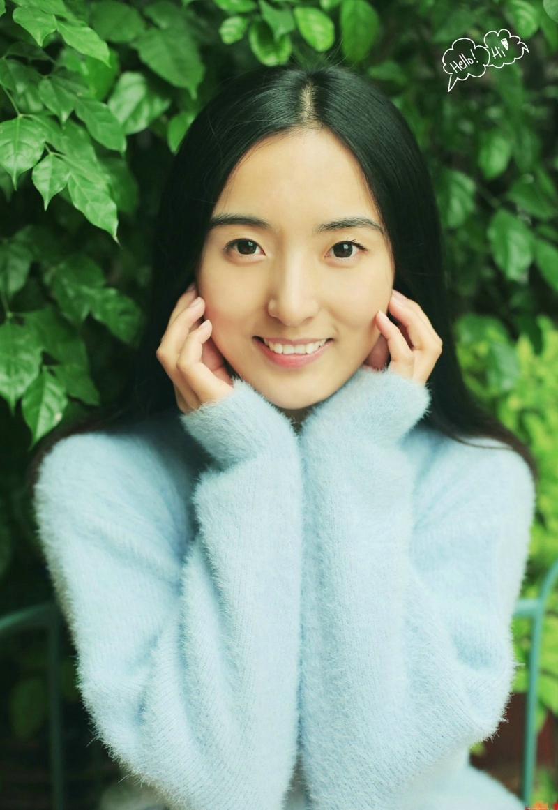 花房素颜森系美女柔嫩娇美写真