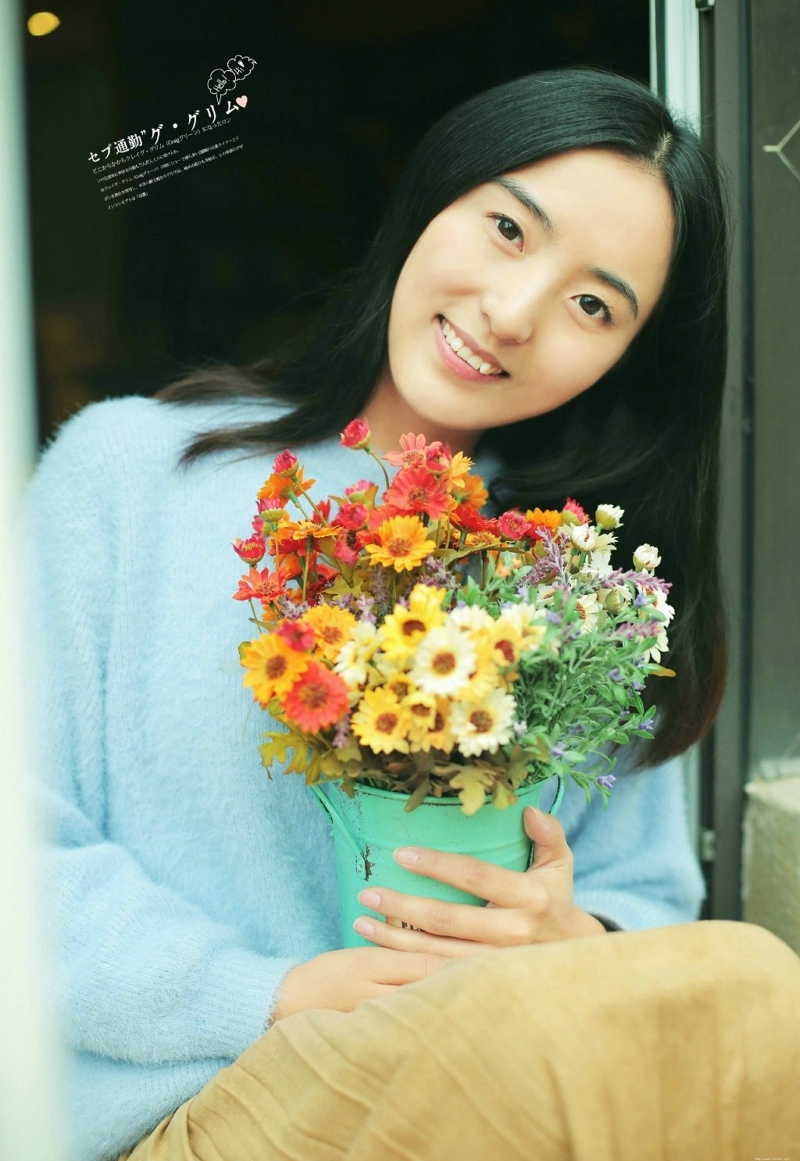 花房素颜森系美女柔嫩娇美写真