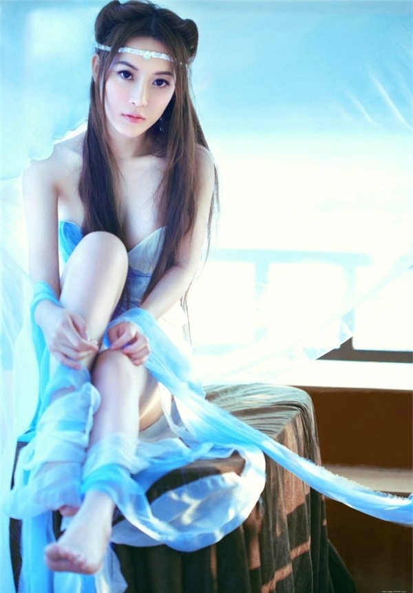 古装女神江伊涵透视薄纱妆倾国倾城唯美动人