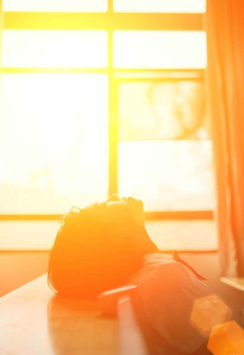 可爱校服圆脸少女清纯笑容可人