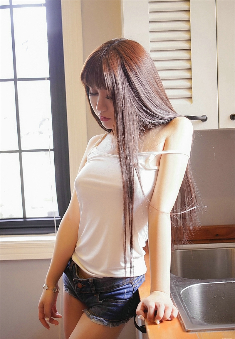 宅男女神性感美胸诱惑写真摄影艺术图