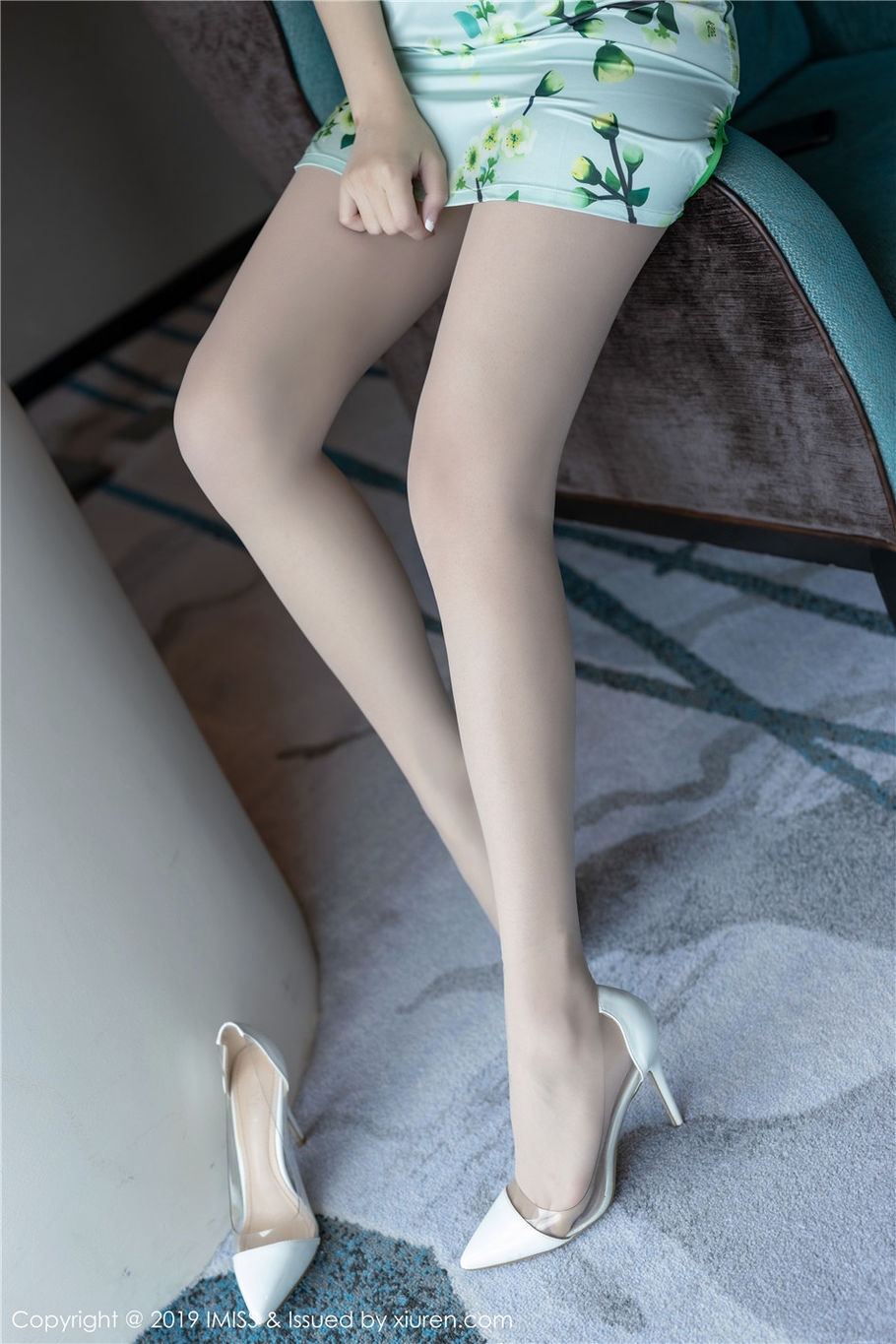 旗袍美女Lavinia丝袜美腿高跟鞋极致诱惑写真