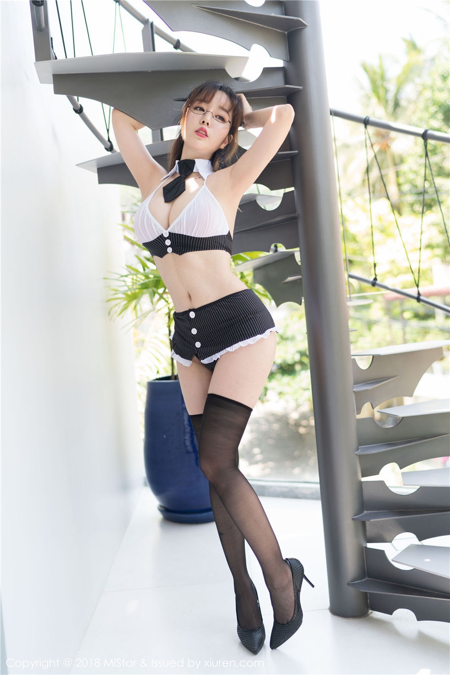 性感少妇王雨纯丰满美乳大胆人体艺术图片