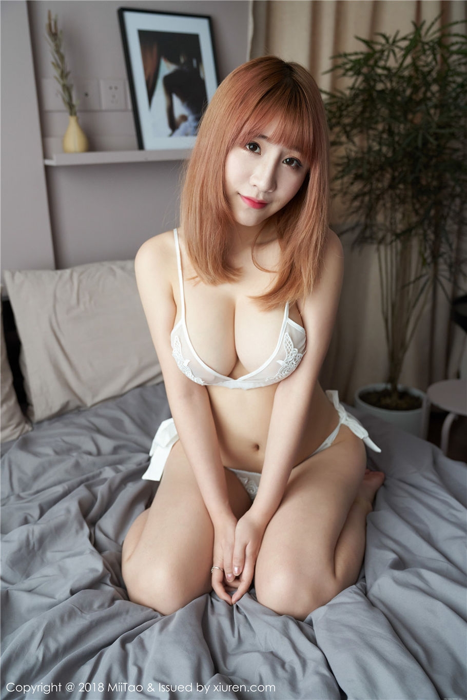 内衣嫩模绯月樱-Cherry丰满人体艺术写真