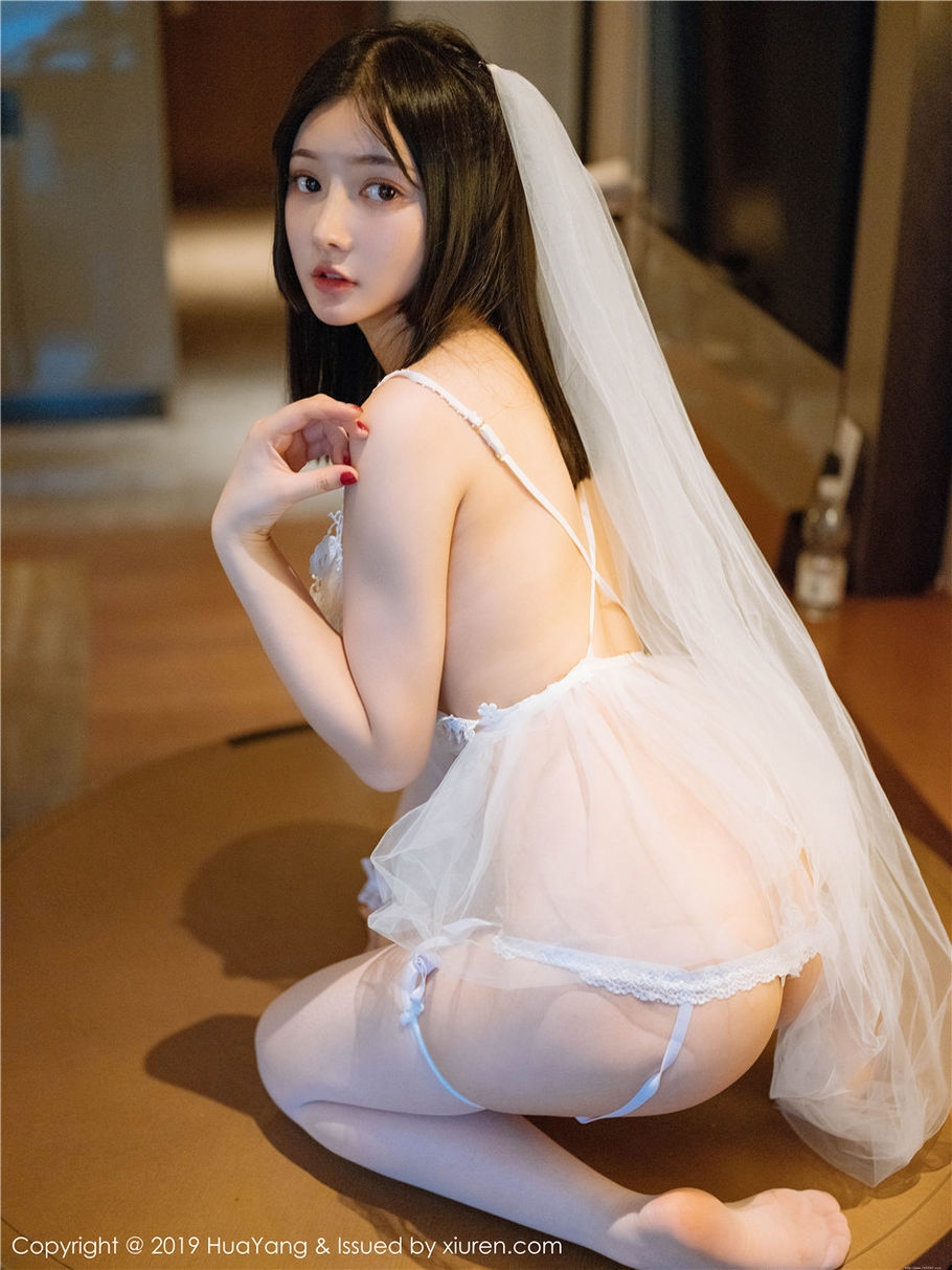 小清新美女唐婉儿Lucky 蕾丝情趣内衣大胆人体写真