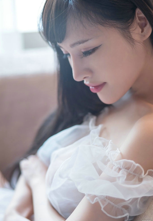 性感少妇情趣睡衣美乳诱惑私房写真