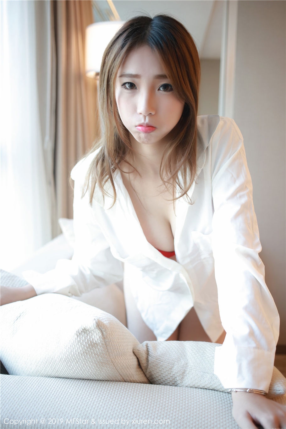 美胸小清新美女宝儿fox诱惑私拍写真集