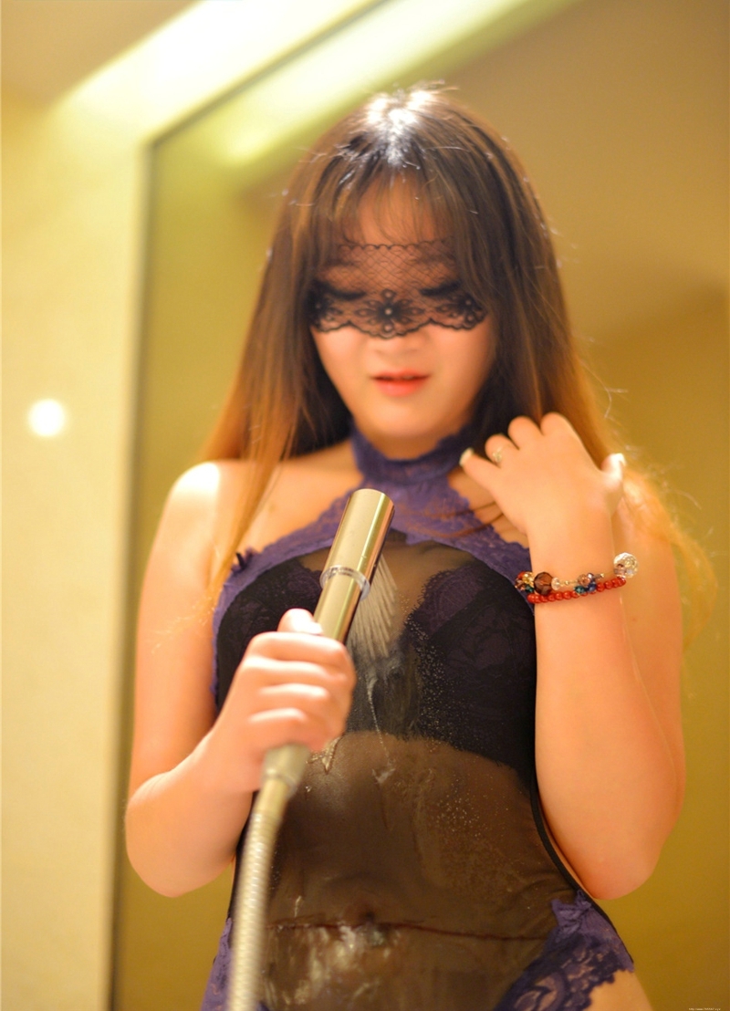 性感MM水水温柔妩媚情趣内衣浴室写真