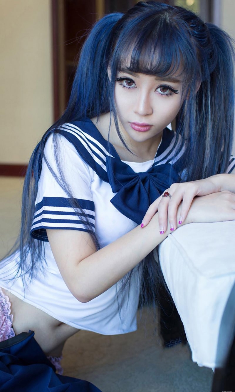 性感学生妹宾馆房间白皙美臀诱惑图