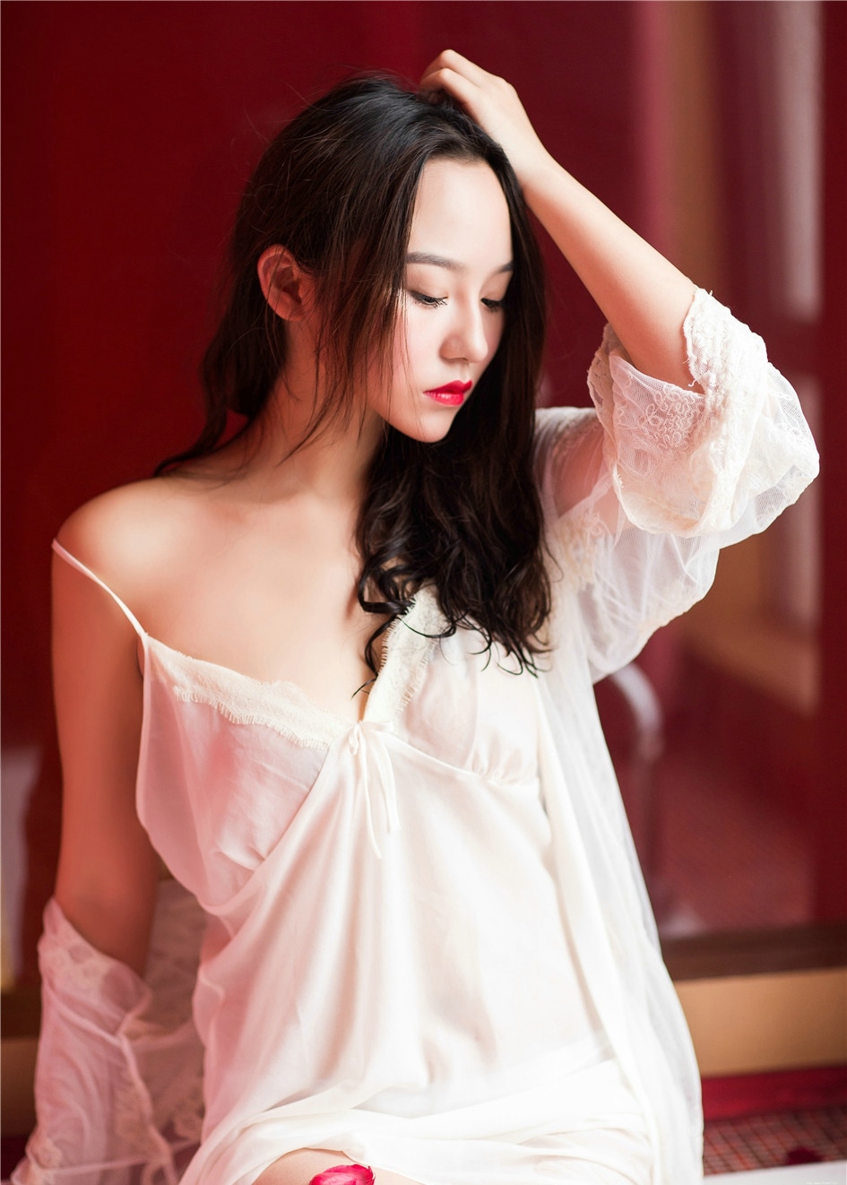 性感泳装气质美女鱼猫盾i湿身风情诱惑