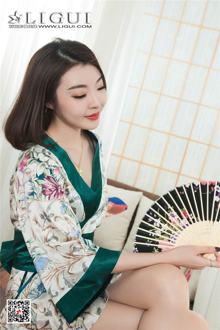 和服美女思航丝袜玉足图片