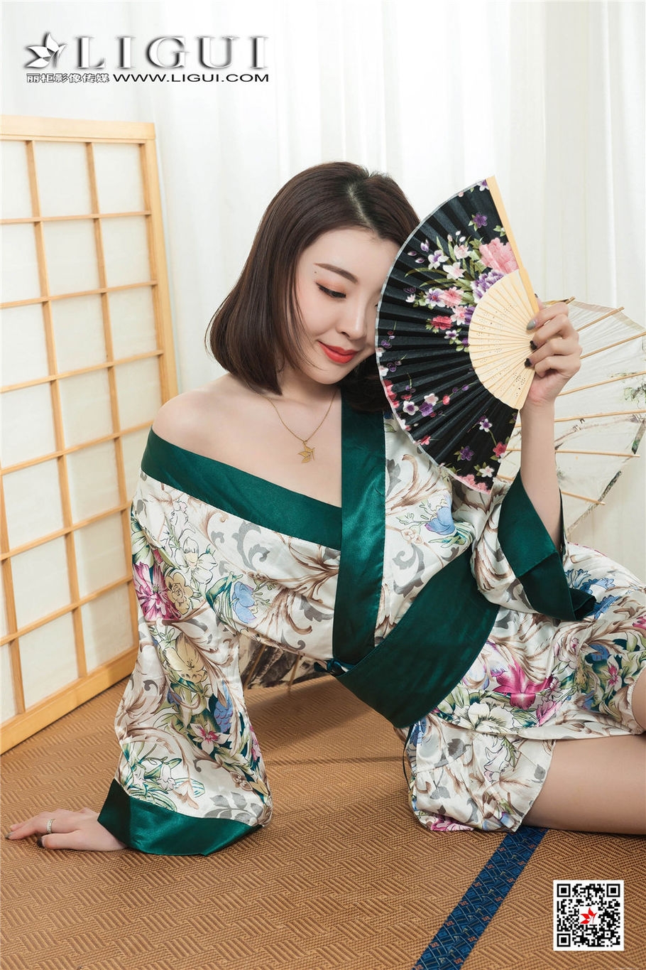 和服美女思航丝袜玉足图片