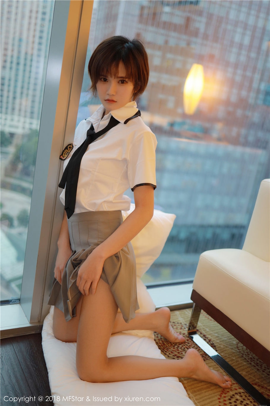 气质美女小姿2002性感内衣酥胸诱惑私拍图片