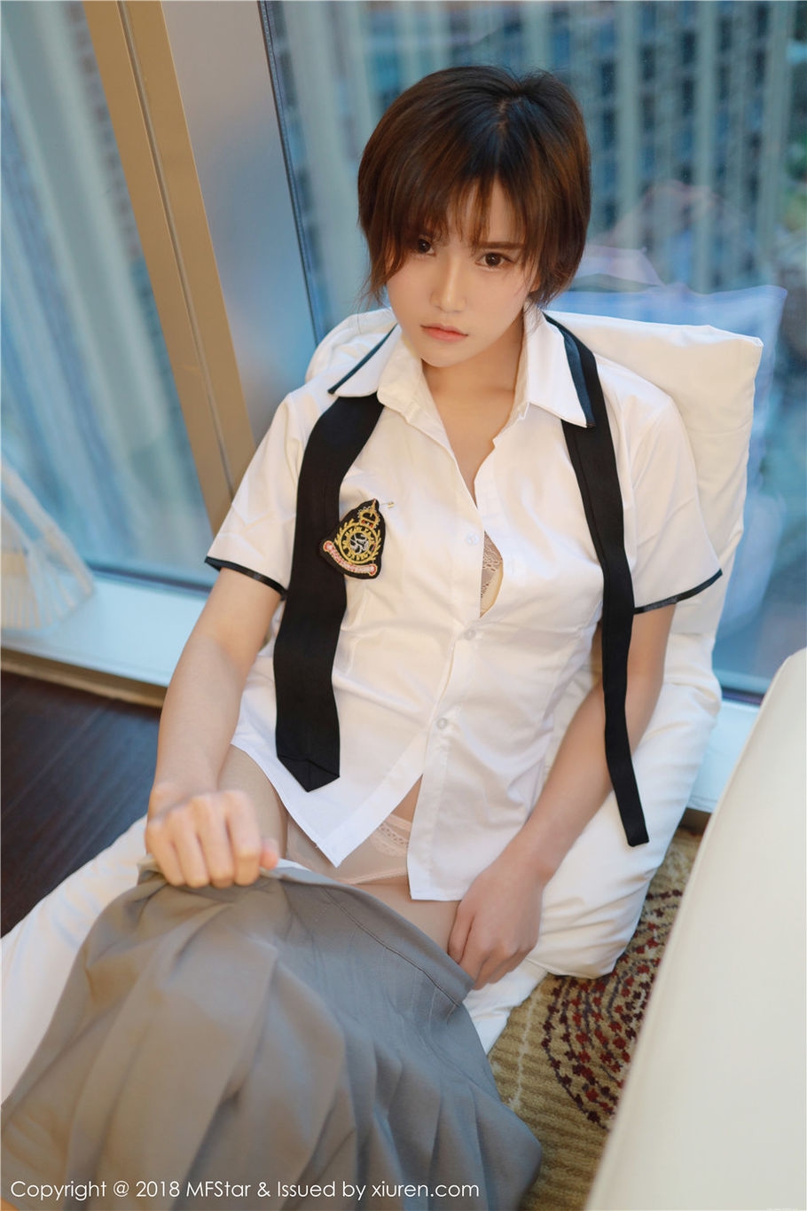 气质美女小姿2002性感内衣酥胸诱惑私拍图片