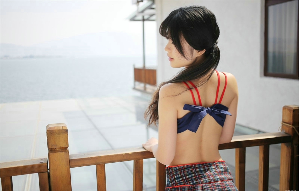 90后性感女孩刘雪妮Verna美好度假时光写真摄影