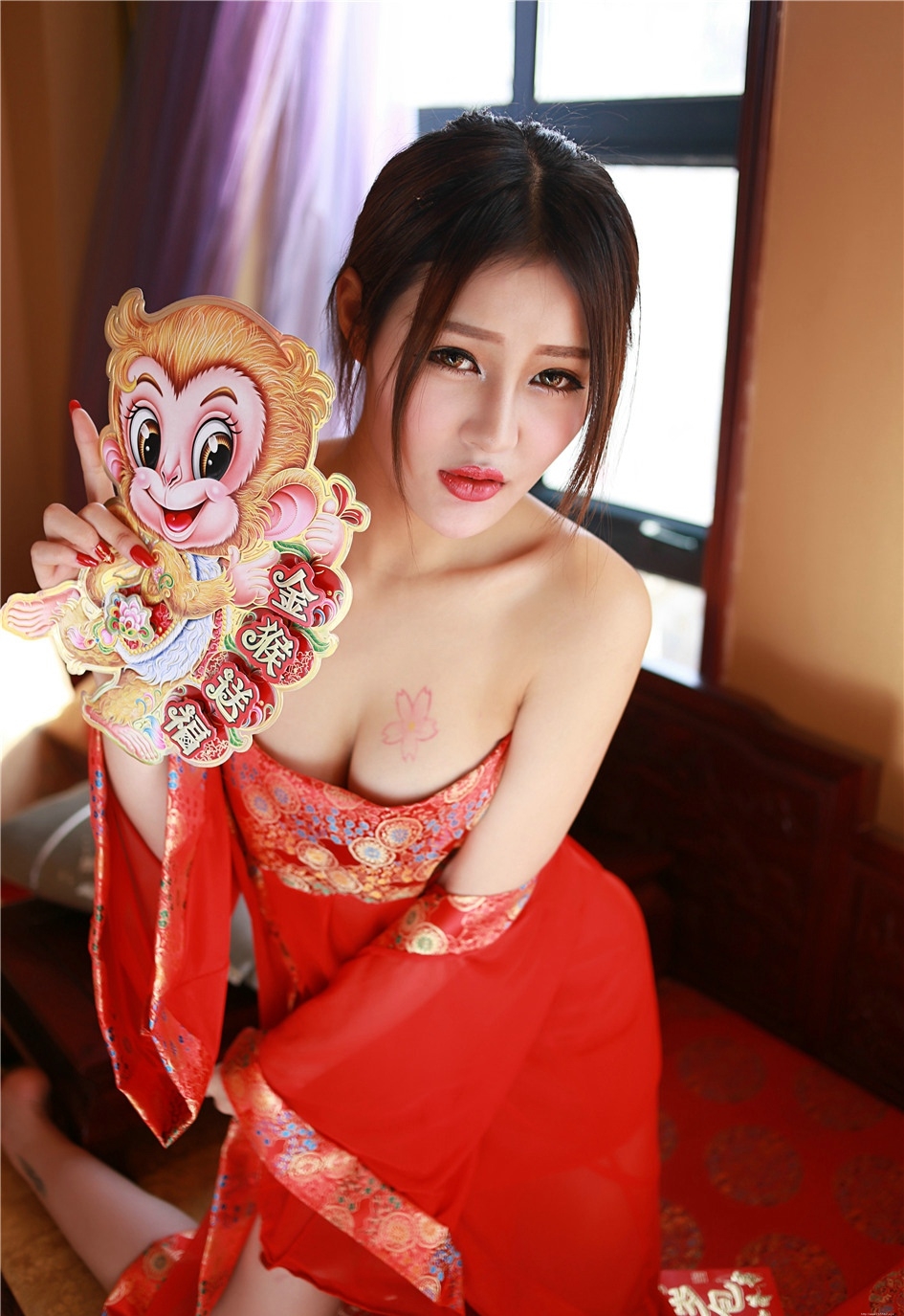 红衣佳人王乔恩Abby妖娆性感写真